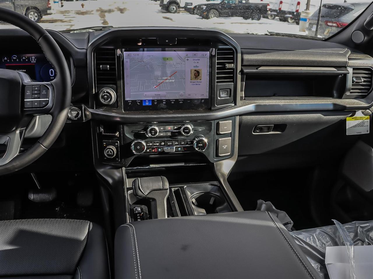 2025 Ford F-150 Lariat Photo