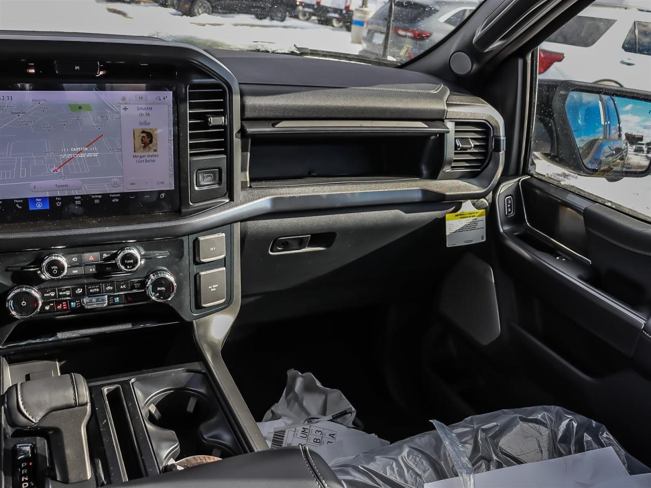 2025 Ford F-150 Lariat Photo