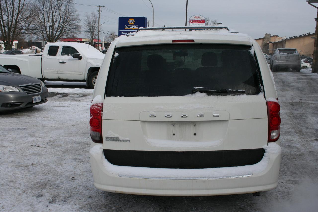 2012 Dodge Grand Caravan SXT Photo