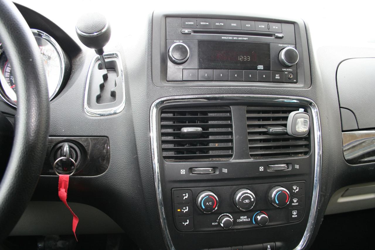 2012 Dodge Grand Caravan SXT Photo