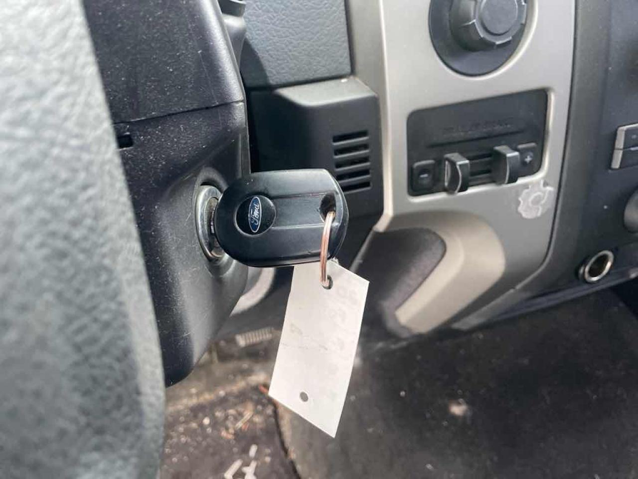 2011 Ford F-150 SUPERCREW Photo