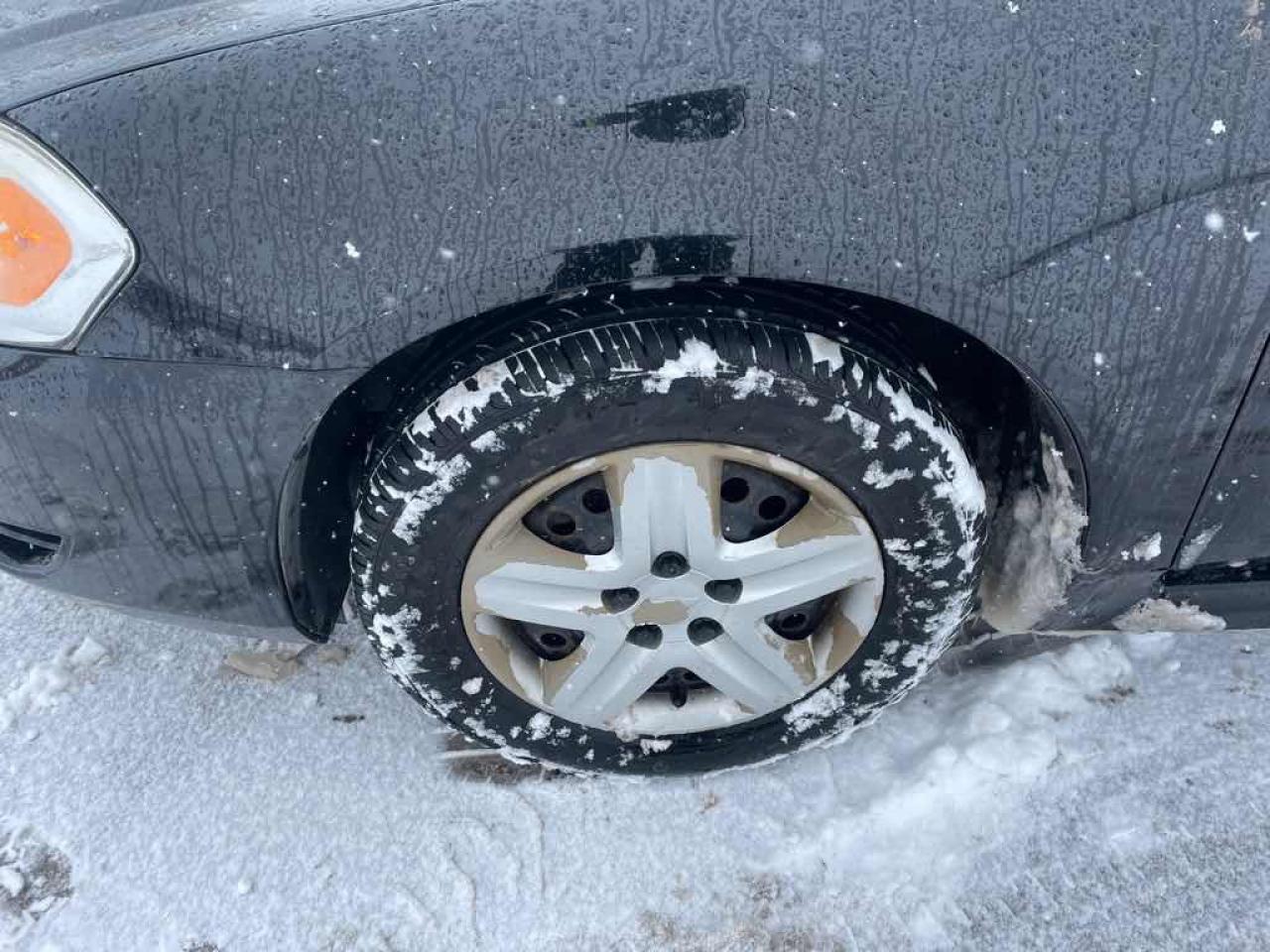 2011 Chevrolet Impala LS Photo