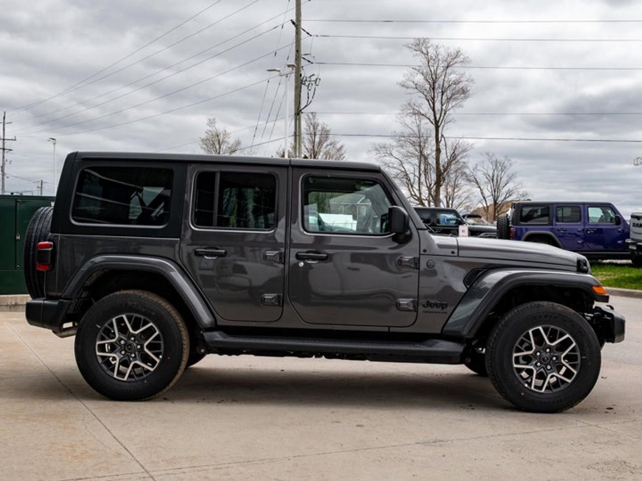 2026 Jeep Wrangler Sahara Photo