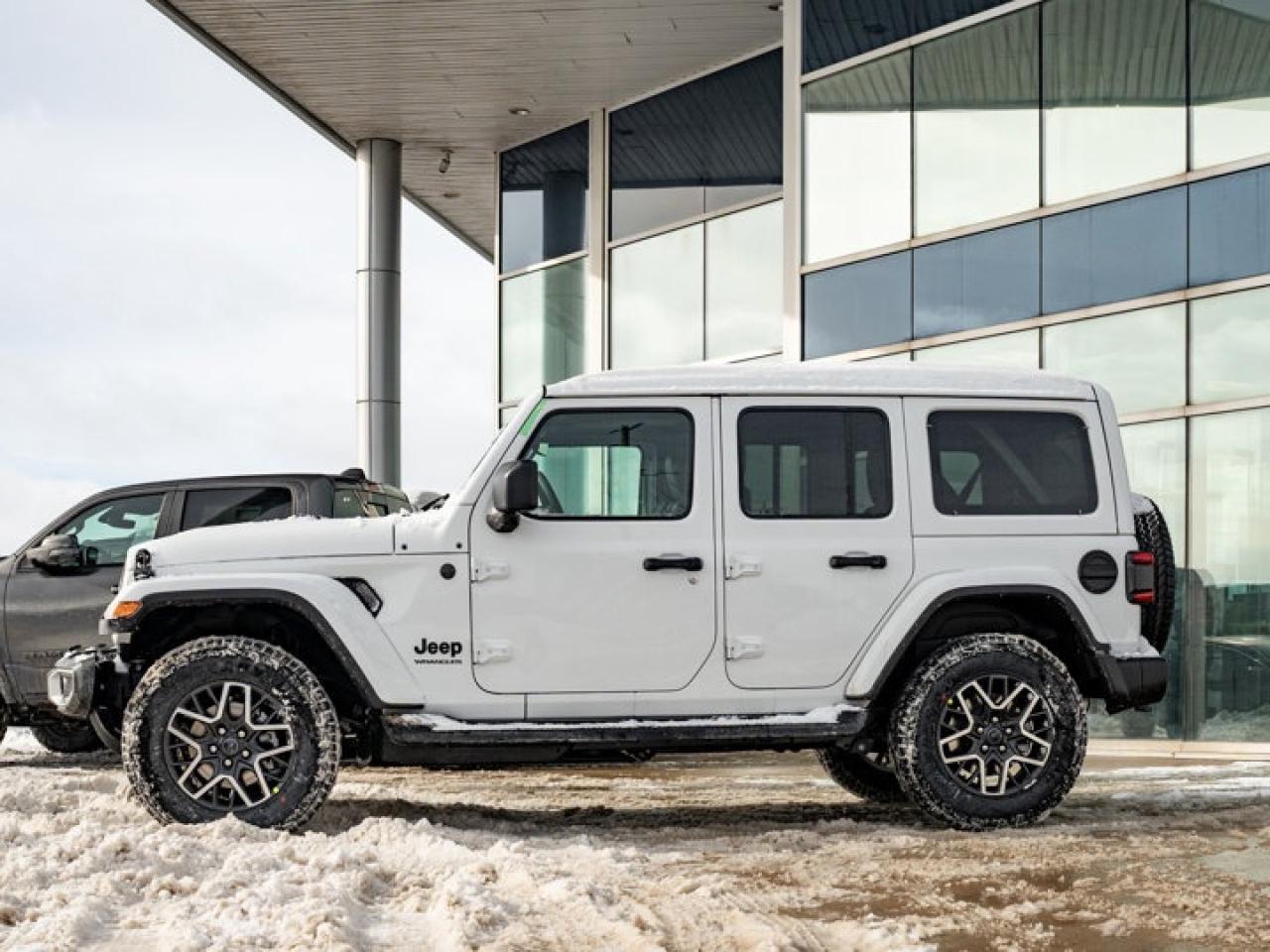 2026 Jeep Wrangler Sahara Photo4