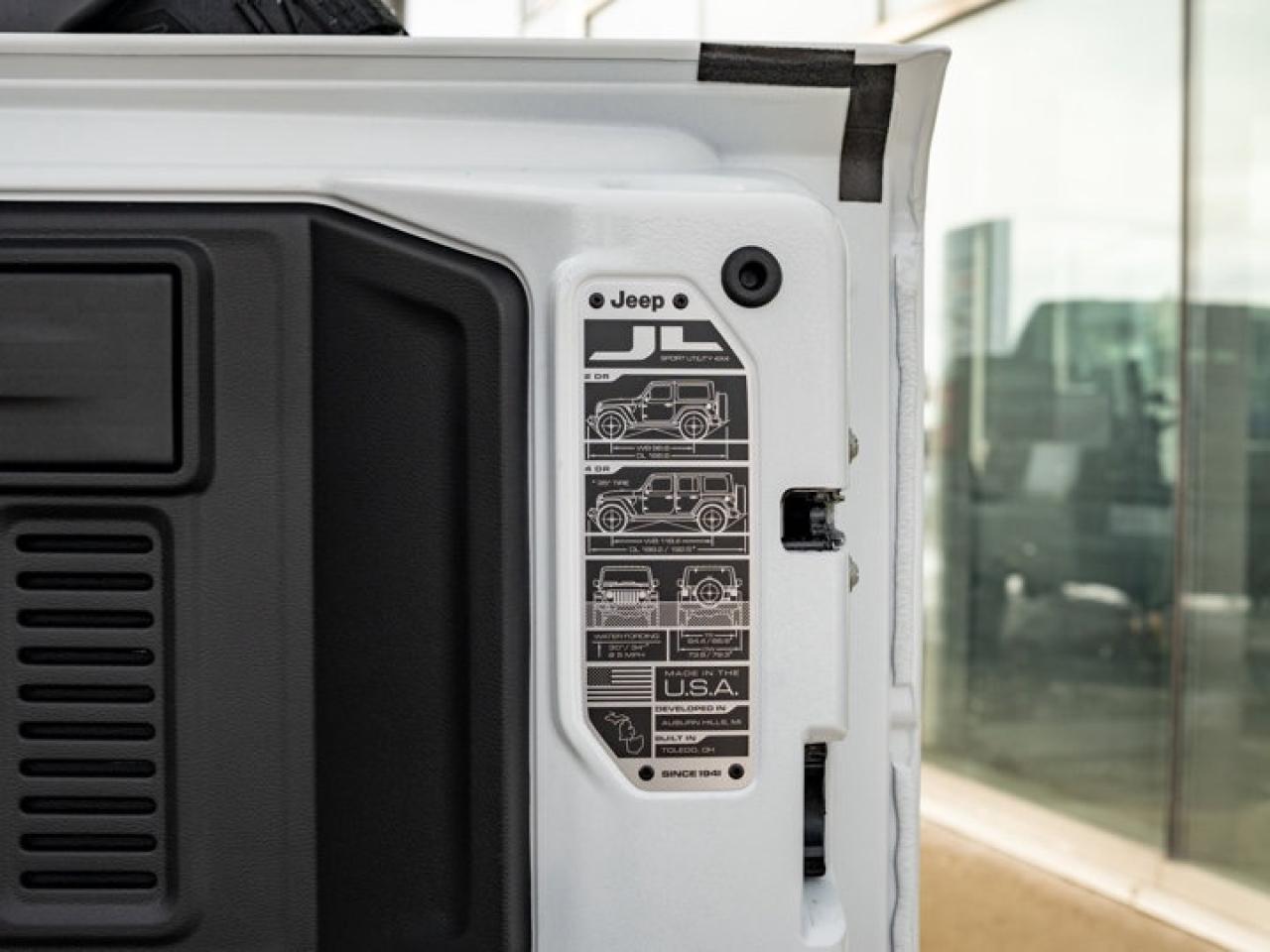 2026 Jeep Wrangler Sahara Photo