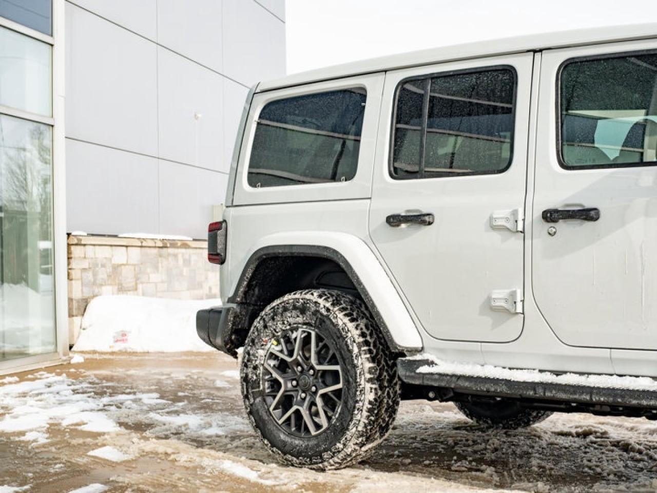 2026 Jeep Wrangler Sahara Photo