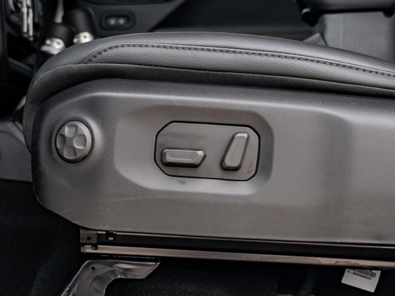 2026 Jeep Wrangler Sahara Photo