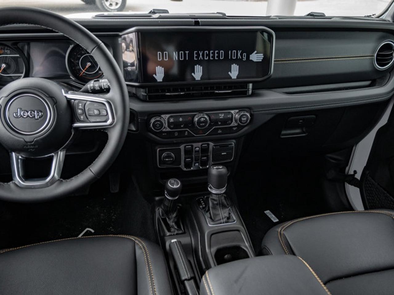 2026 Jeep Wrangler Sahara Photo