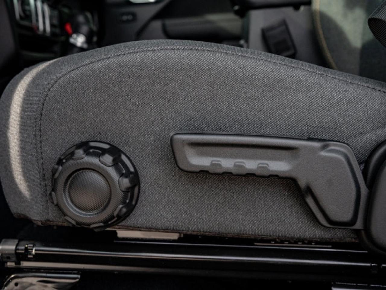 2026 Jeep Wrangler SPORT Photo