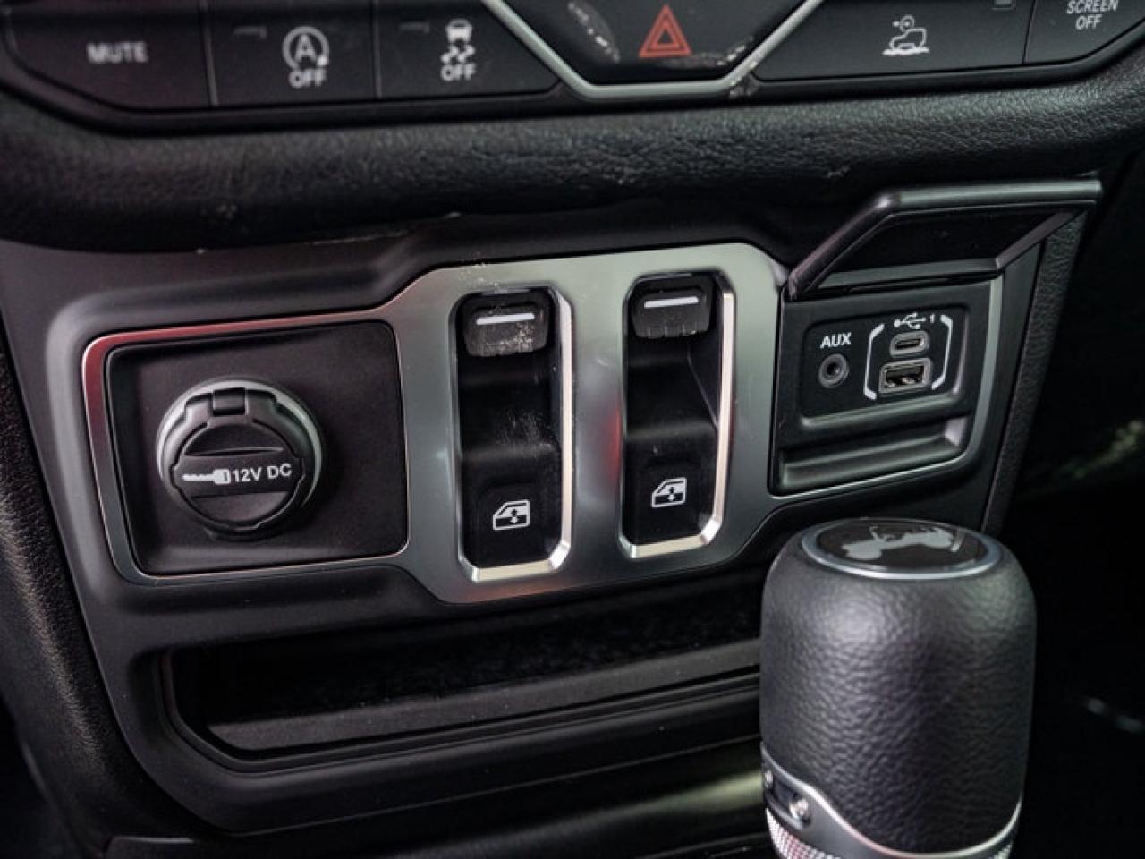 2026 Jeep Wrangler SPORT Photo