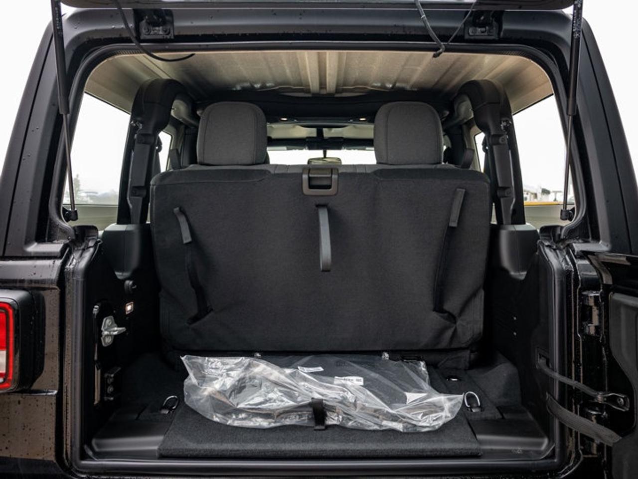 2026 Jeep Wrangler SPORT Photo