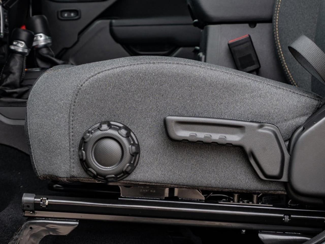 2026 Jeep Wrangler SPORT Photo
