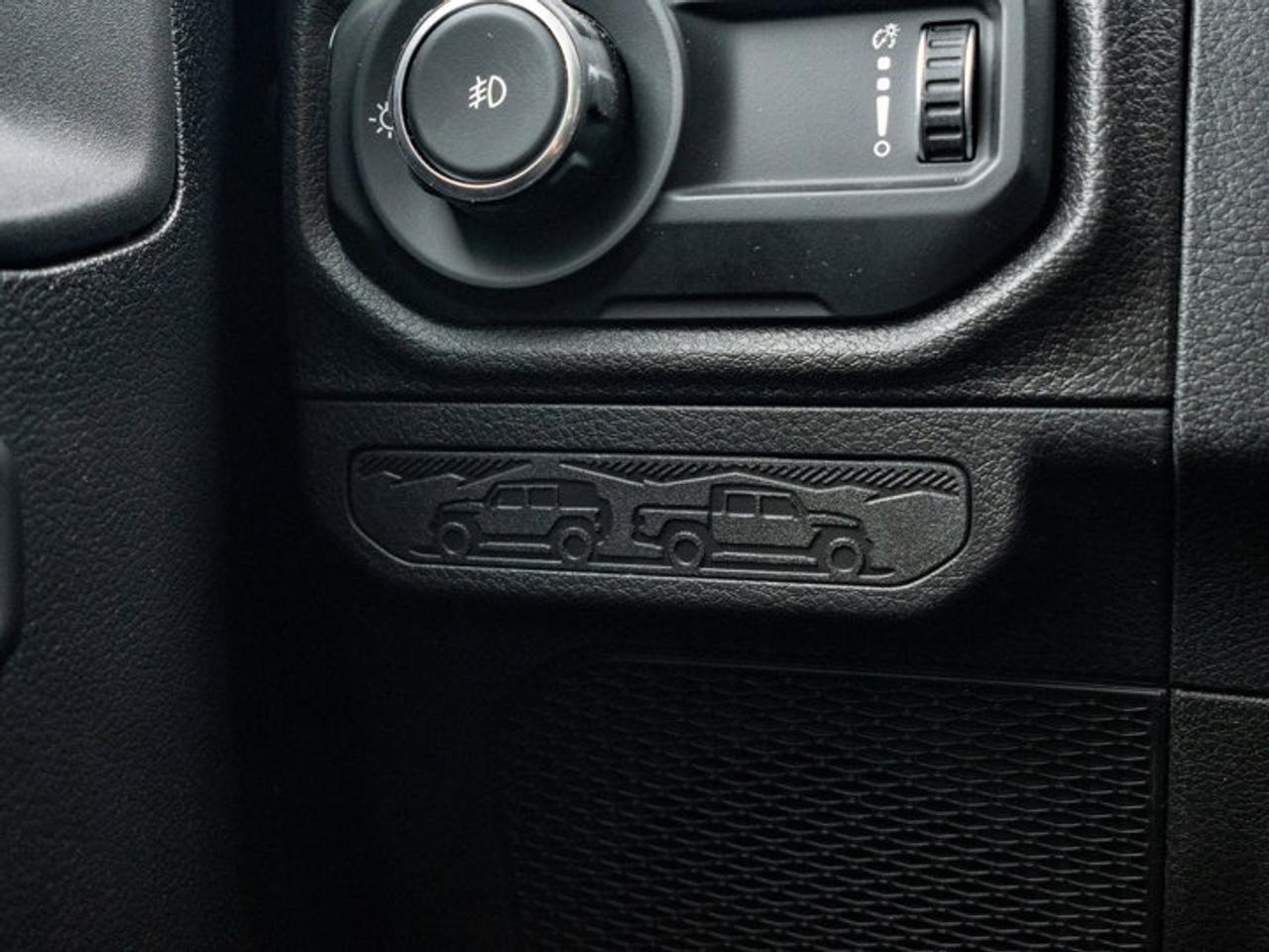 2026 Jeep Wrangler SPORT Photo