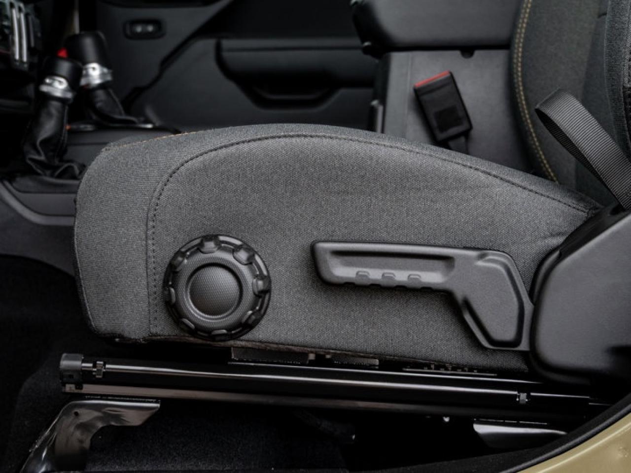 2026 Jeep Wrangler SPORT Photo