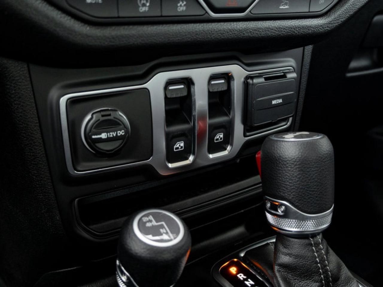 2026 Jeep Wrangler SPORT Photo