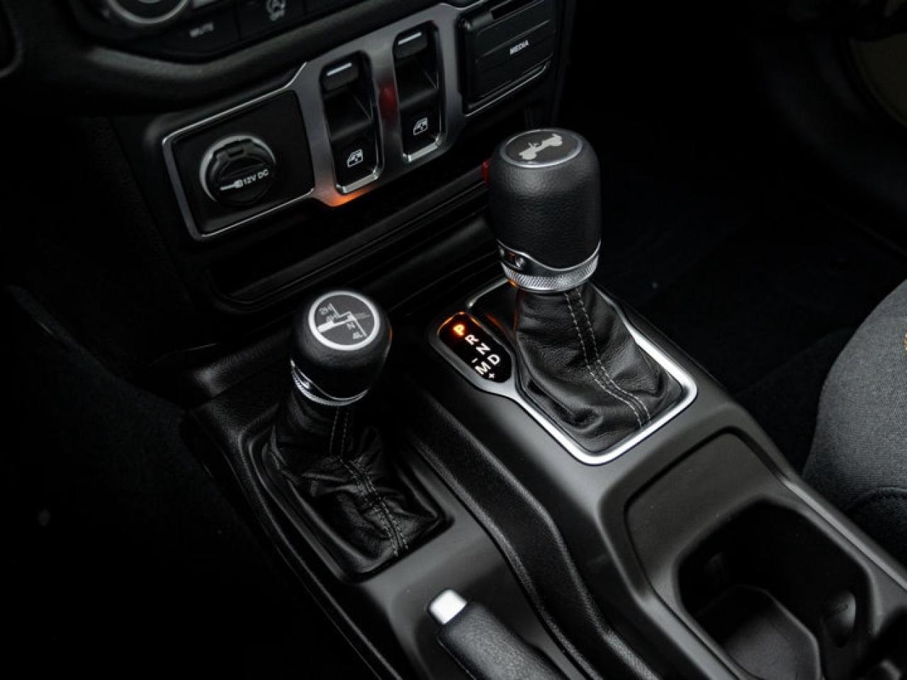 2026 Jeep Wrangler SPORT Photo