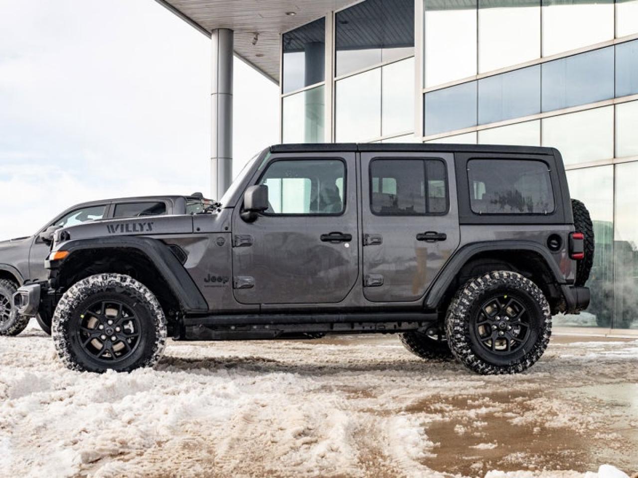 2026 Jeep Wrangler Willys Photo4