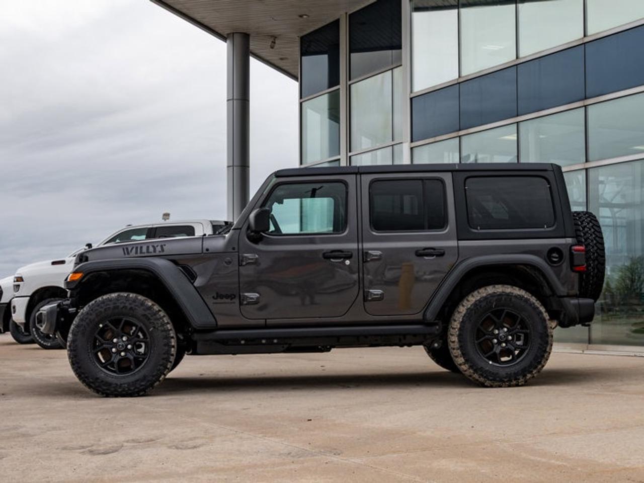 2026 Jeep Wrangler Willys Photo4