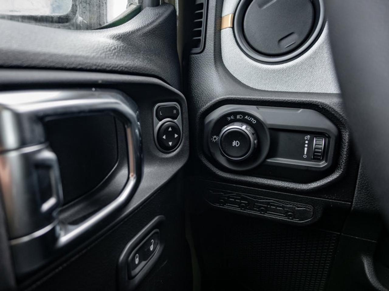 2026 Jeep Wrangler Willys Photo