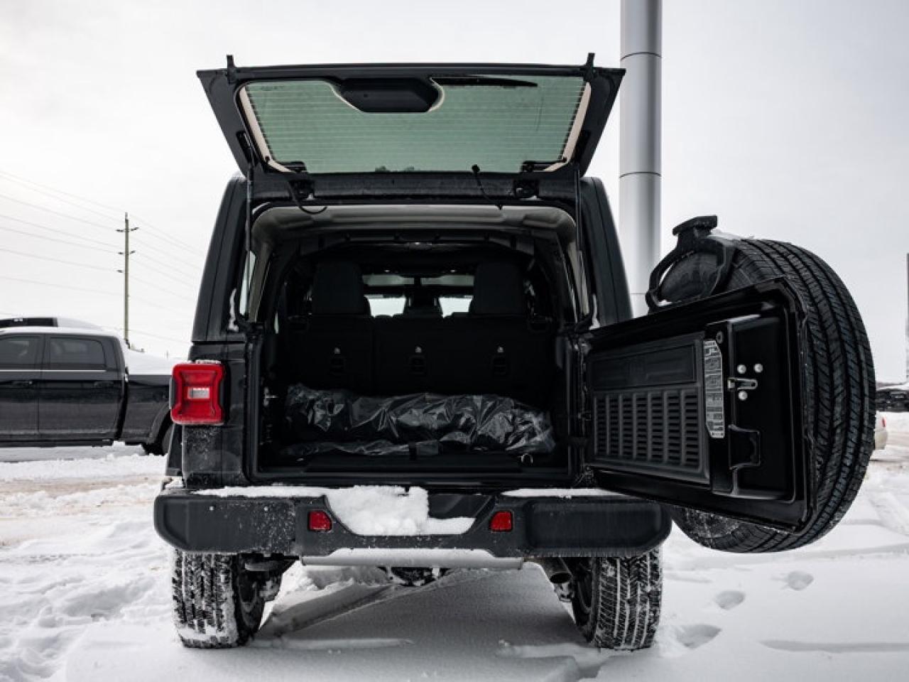 2026 Jeep Wrangler Sahara Photo