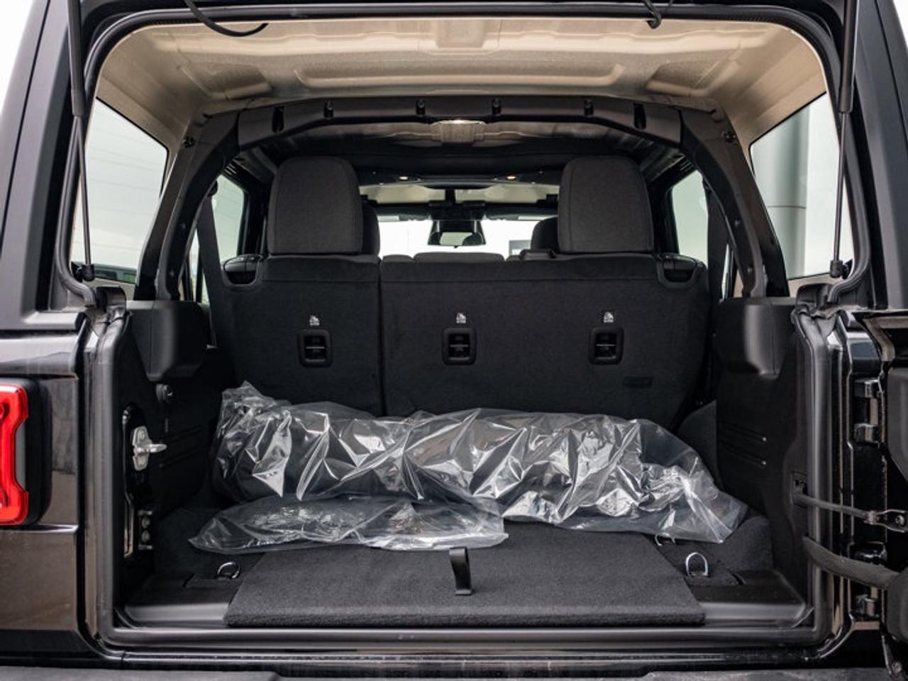 2026 Jeep Wrangler Sahara Photo