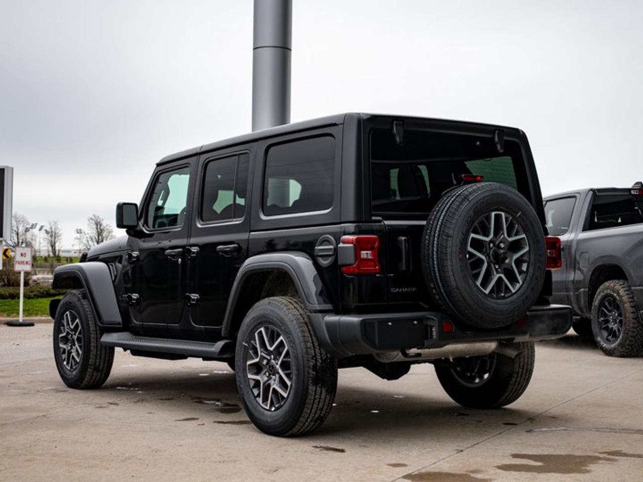 2026 Jeep Wrangler Sahara Photo