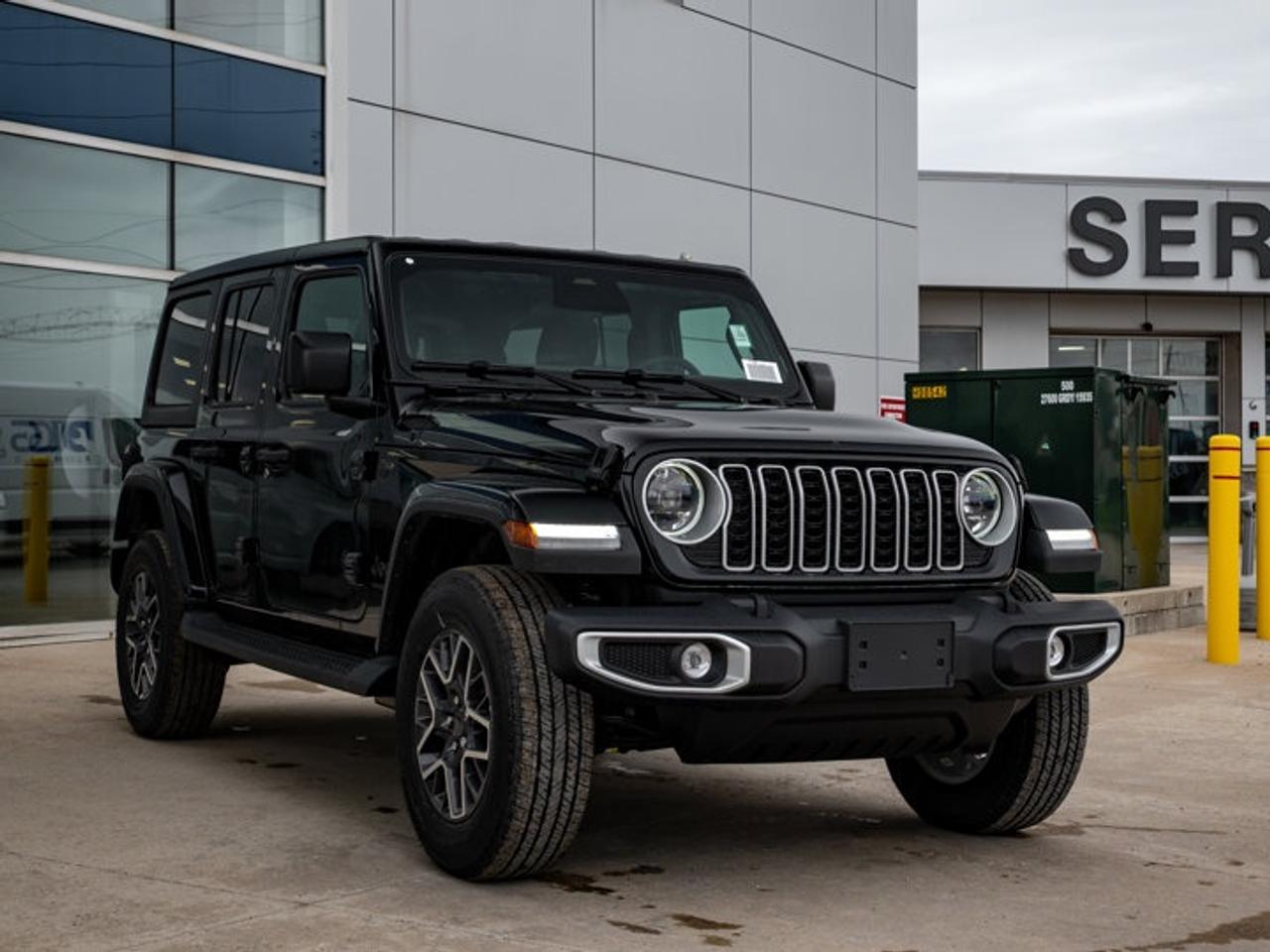 2026 Jeep Wrangler Sahara Photo