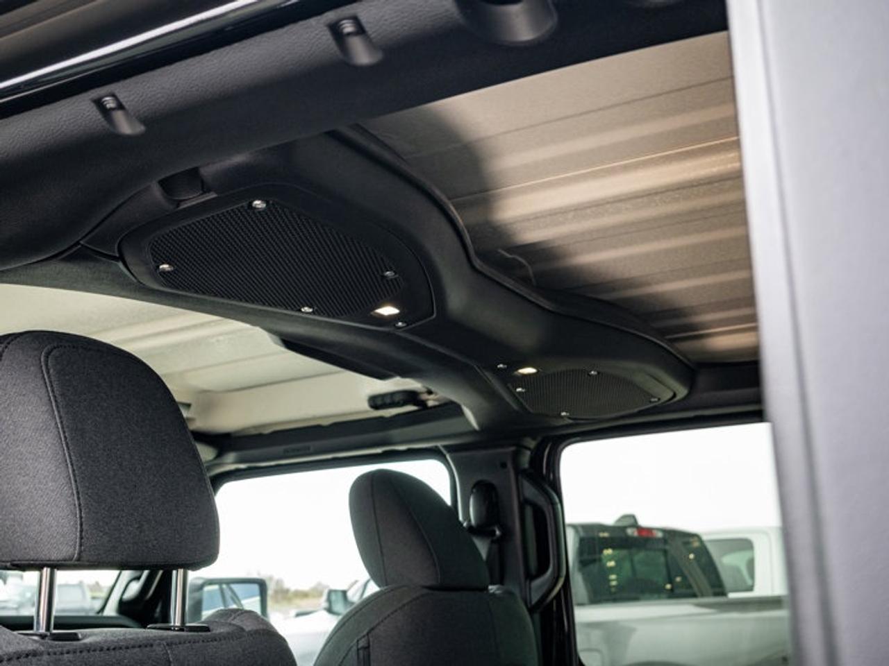 2026 Jeep Wrangler Sahara Photo