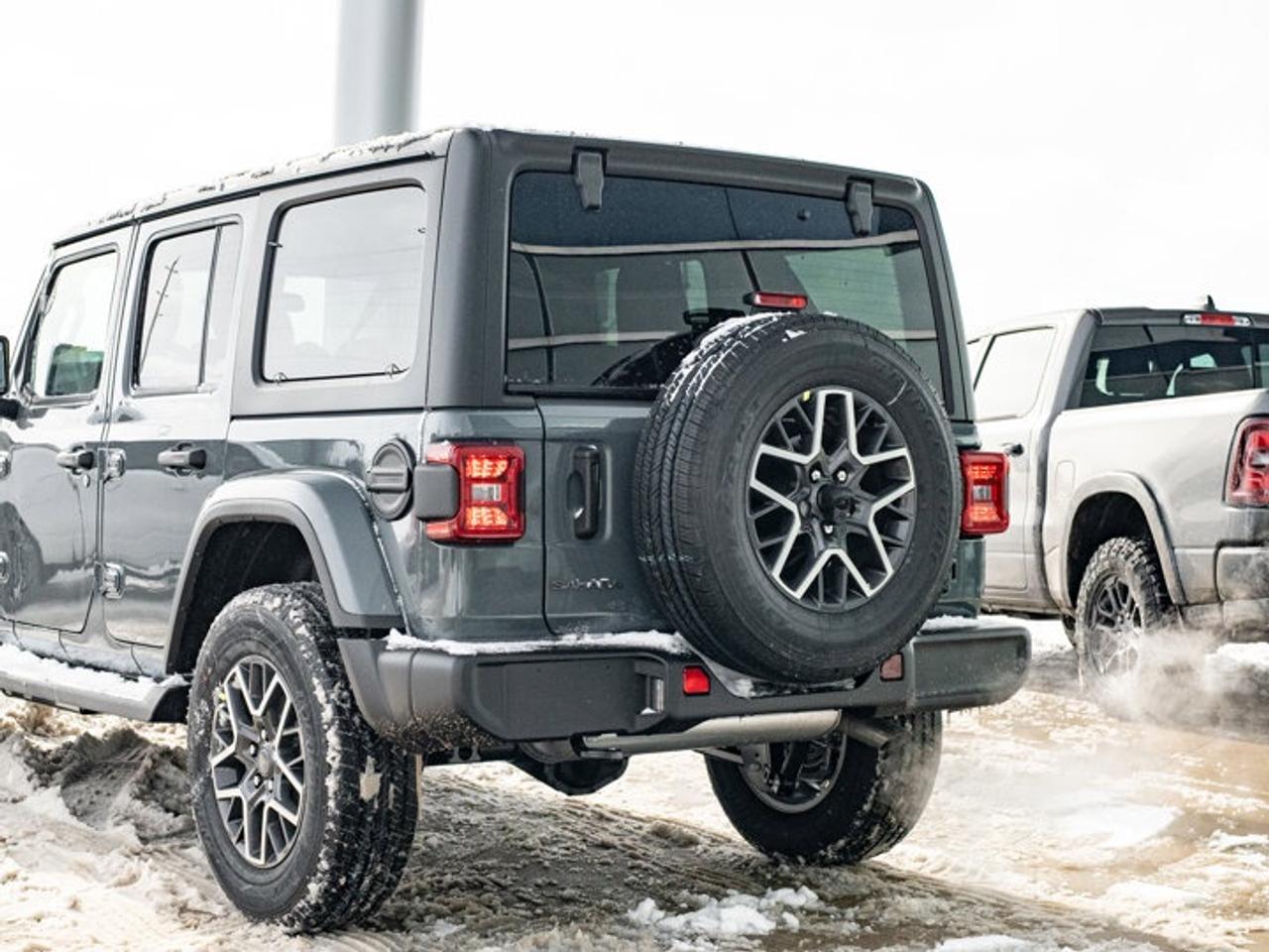 2026 Jeep Wrangler Sahara Photo