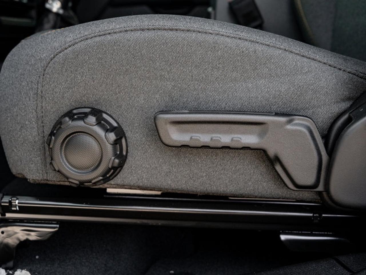 2026 Jeep Wrangler Sahara Photo