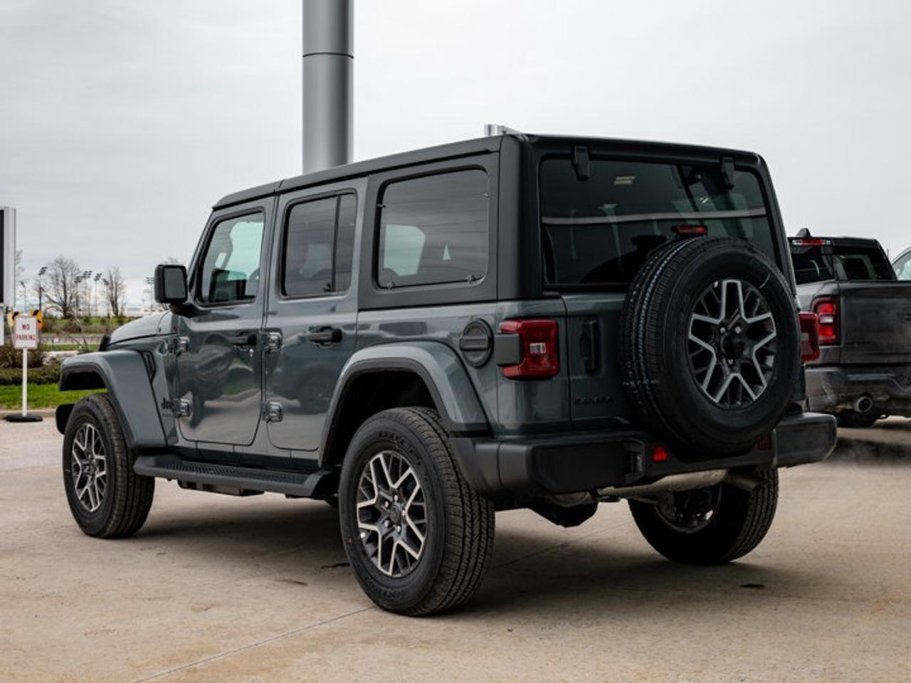 2026 Jeep Wrangler Sahara Photo