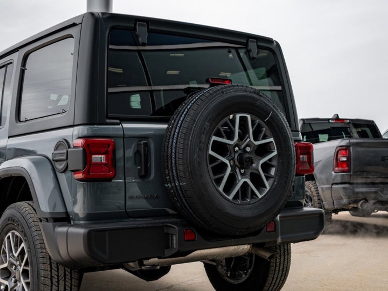 2026 Jeep Wrangler Sahara Photo
