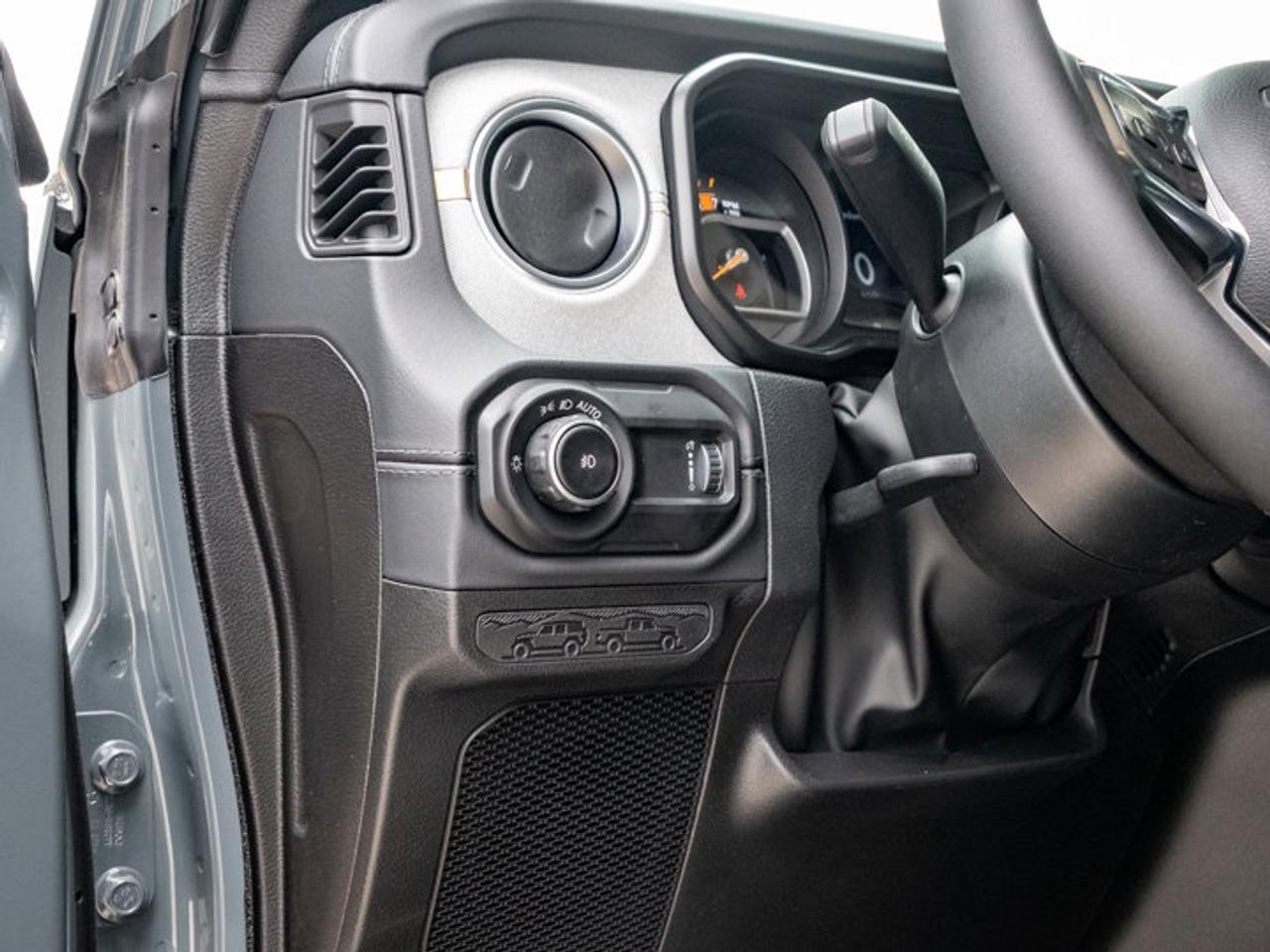 2026 Jeep Wrangler Sahara Photo
