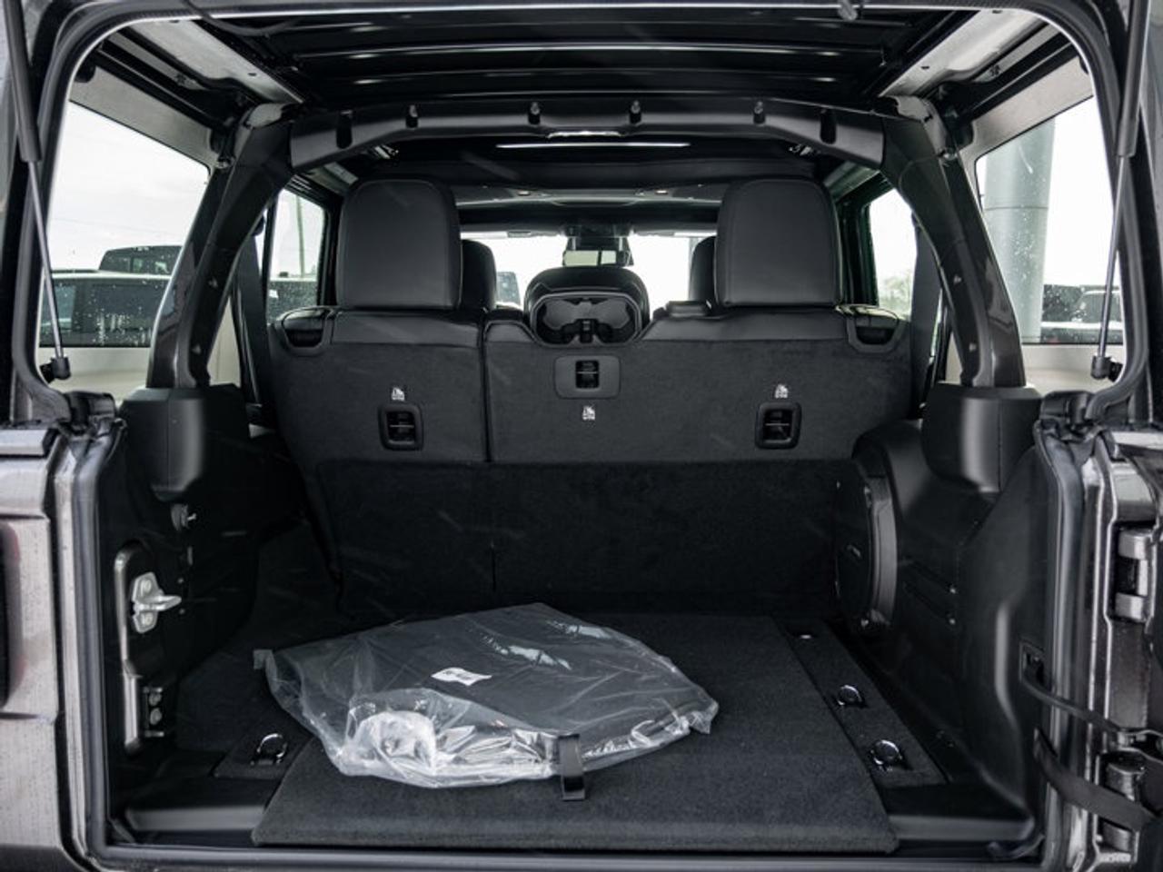 2026 Jeep Wrangler Sahara Photo