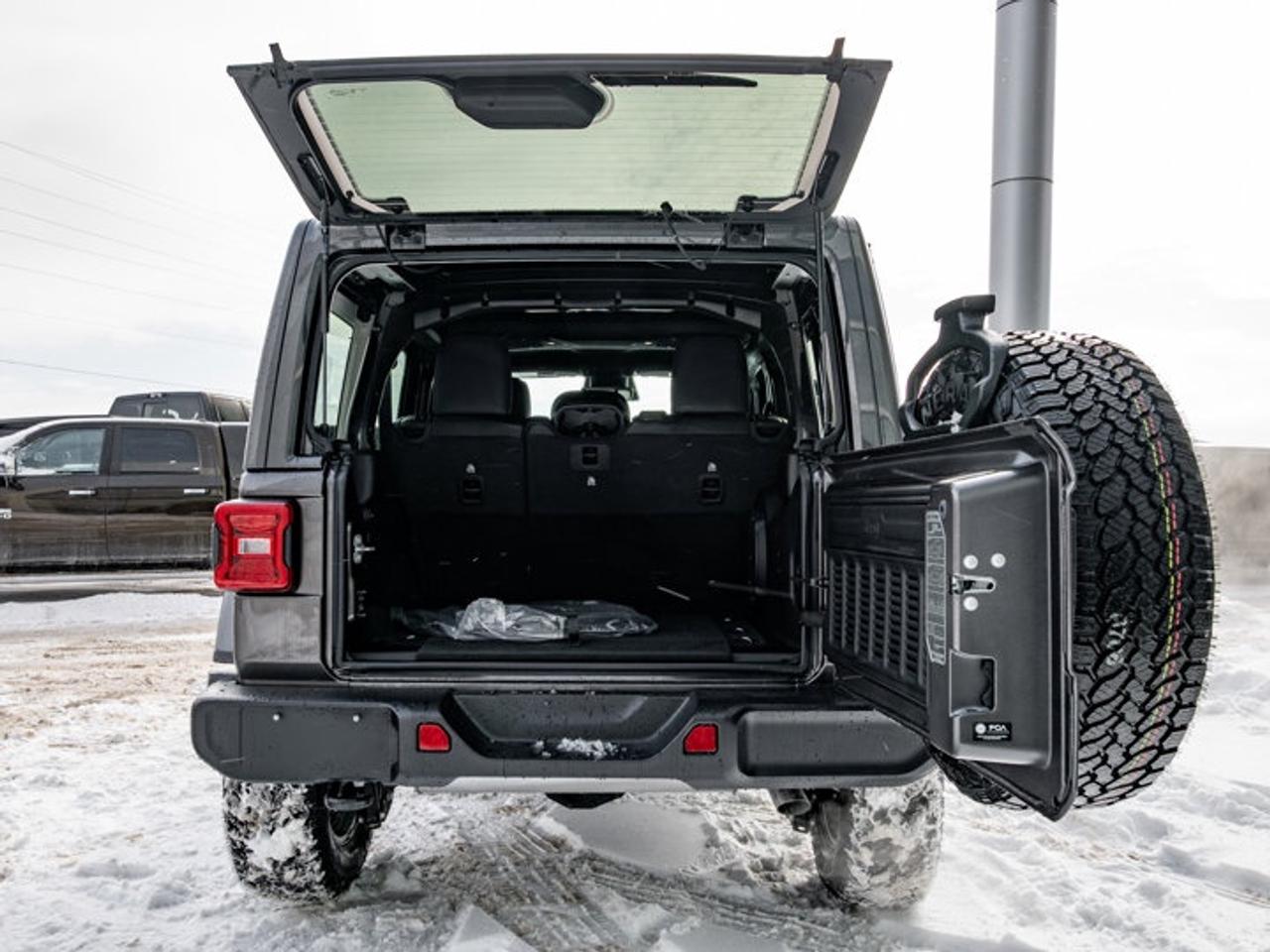 2026 Jeep Wrangler Sahara Photo