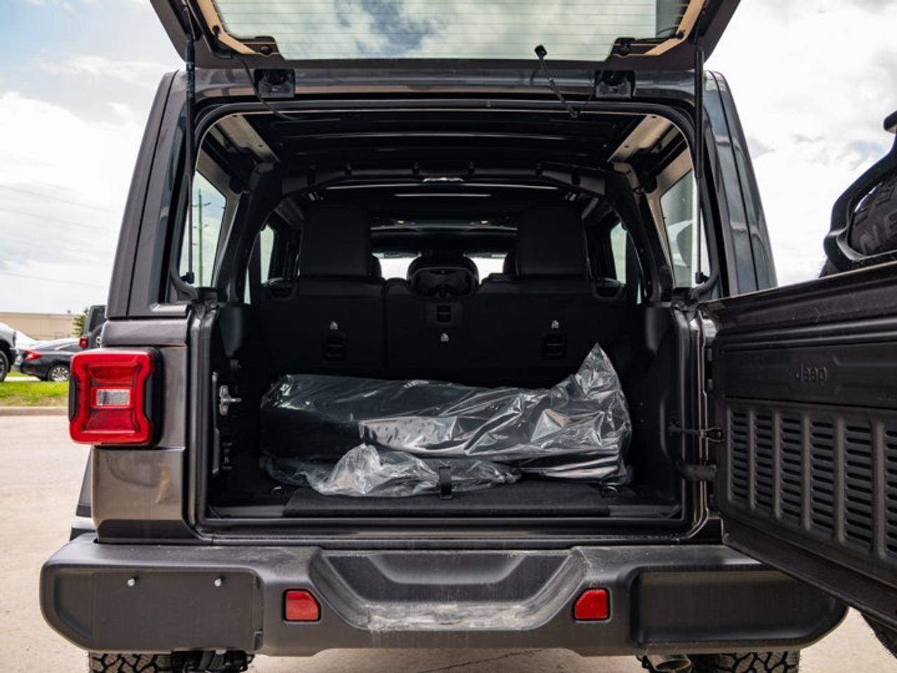 2026 Jeep Wrangler Sahara Photo