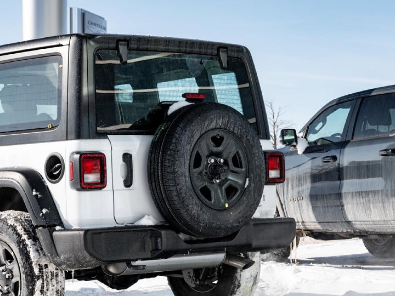 2026 Jeep Wrangler SPORT Photo