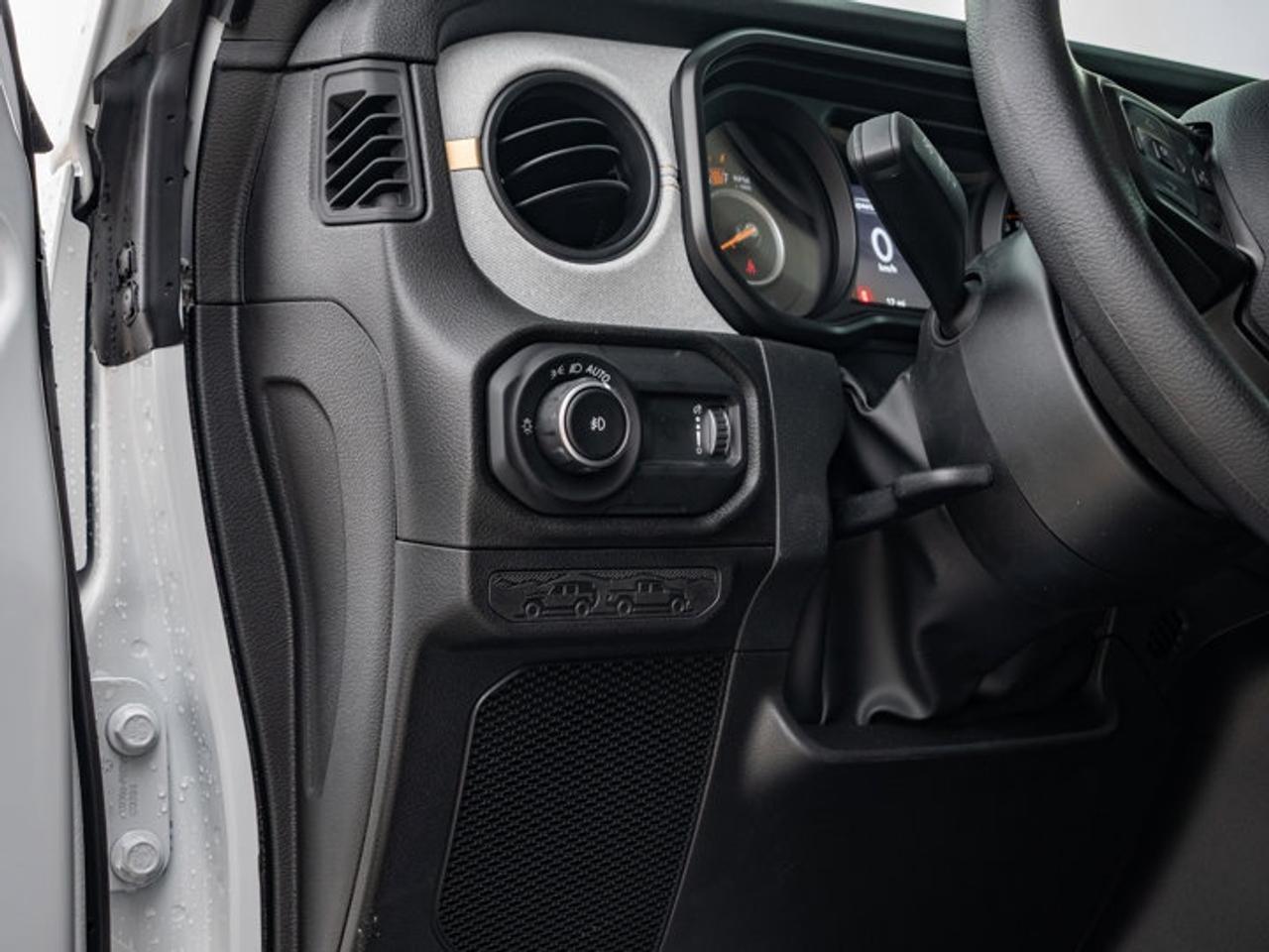 2026 Jeep Wrangler SPORT Photo