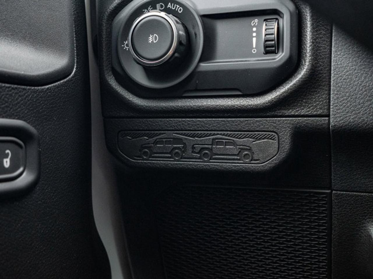 2026 Jeep Wrangler SPORT Photo