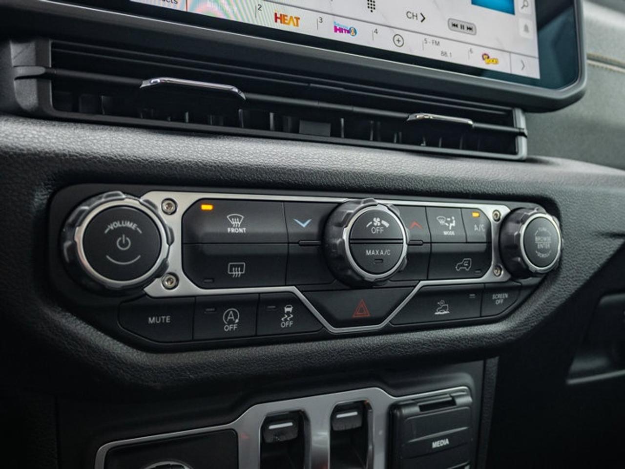 2026 Jeep Wrangler SPORT Photo