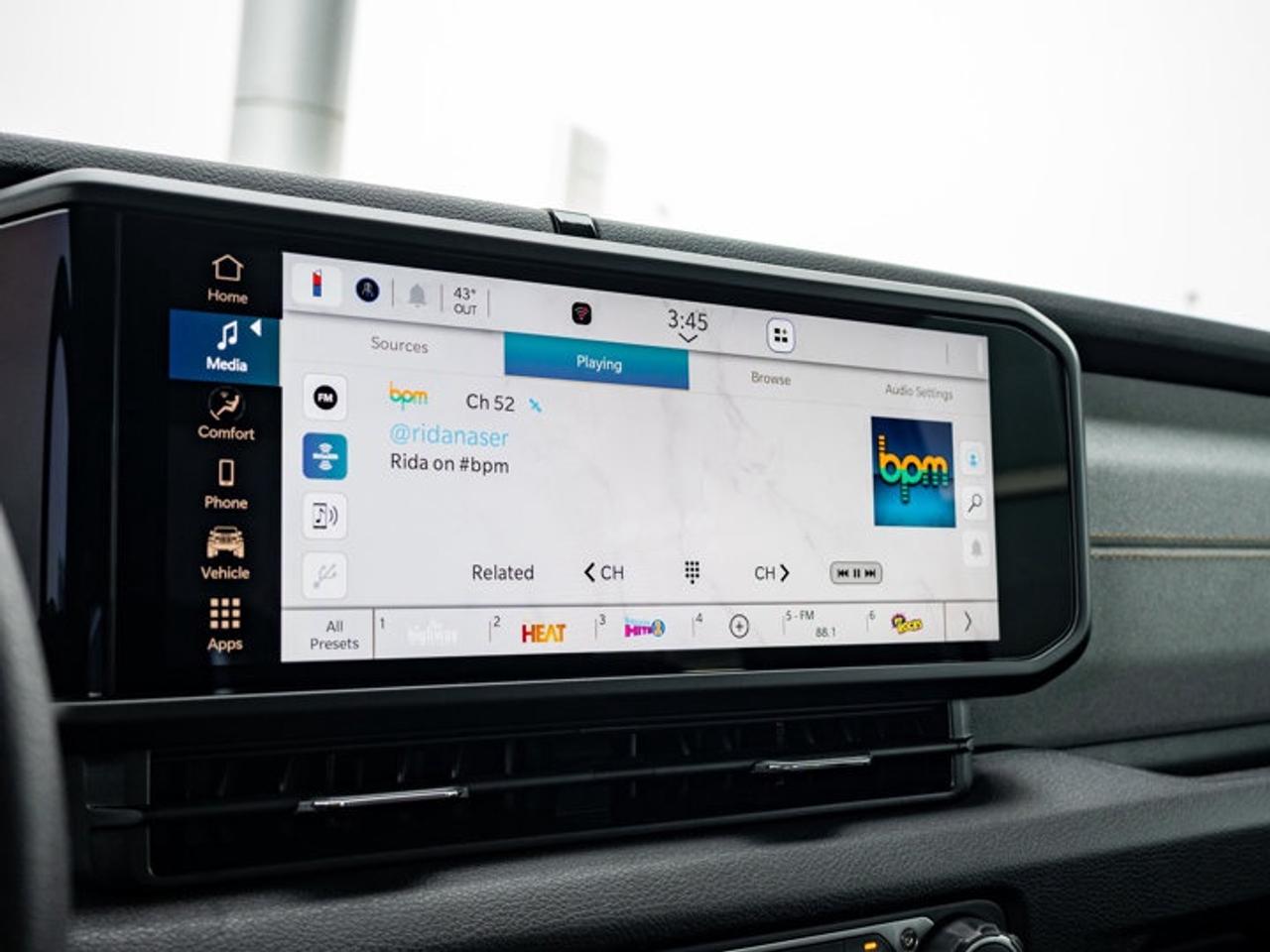 2026 Jeep Wrangler SPORT Photo