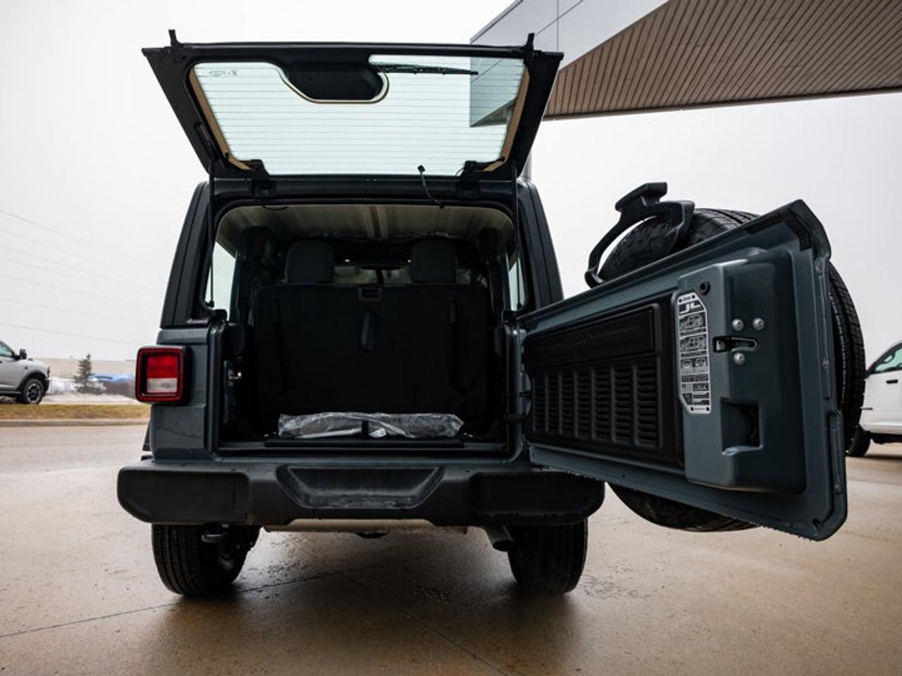 2026 Jeep Wrangler SPORT Photo