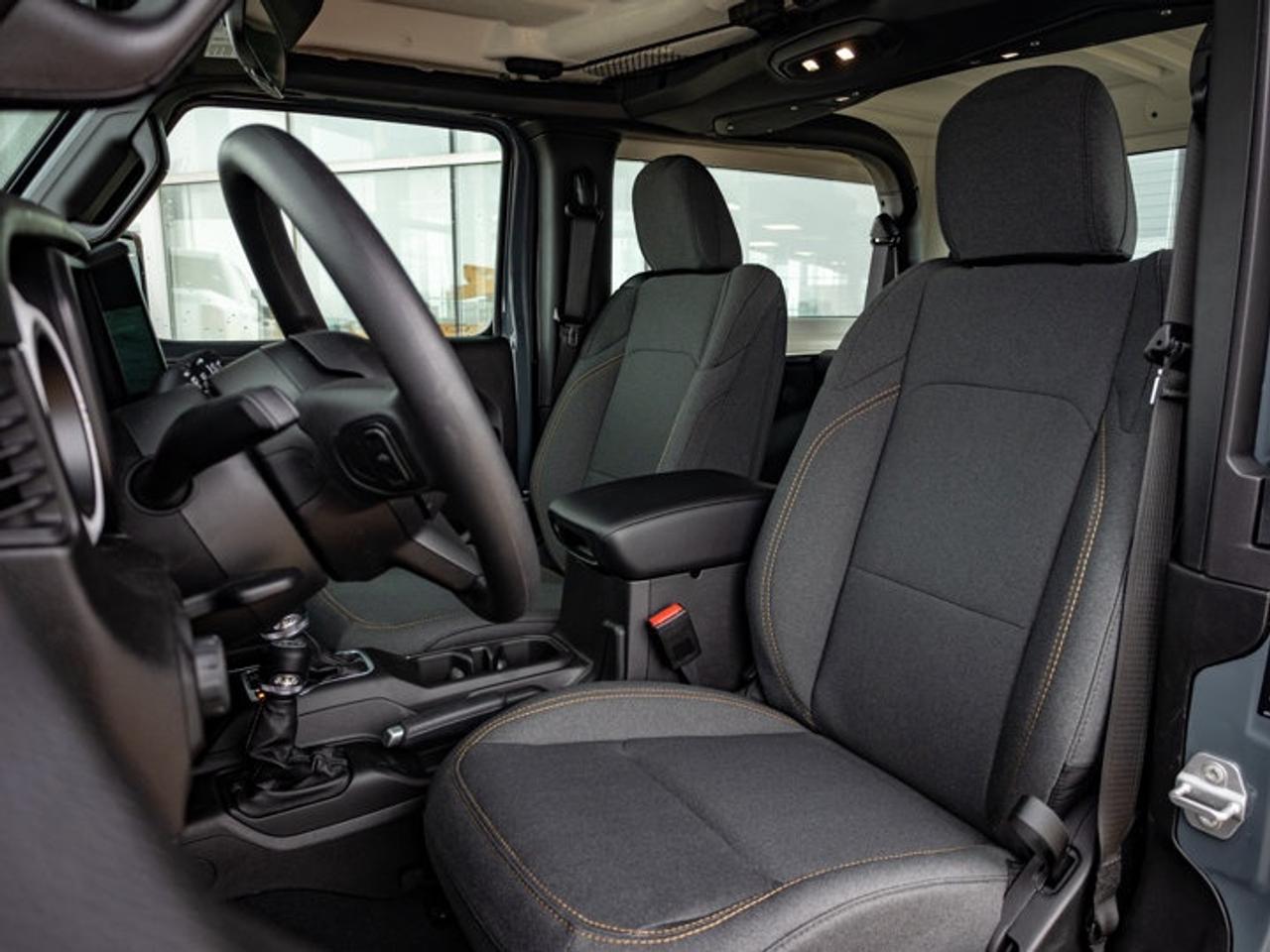 2026 Jeep Wrangler SPORT Photo