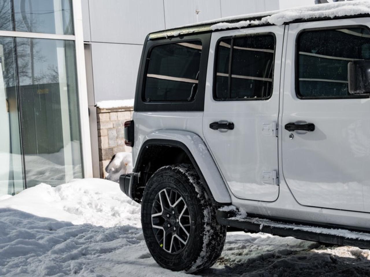 2026 Jeep Wrangler Sahara Photo