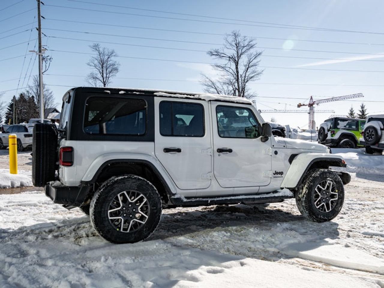2026 Jeep Wrangler Sahara Photo
