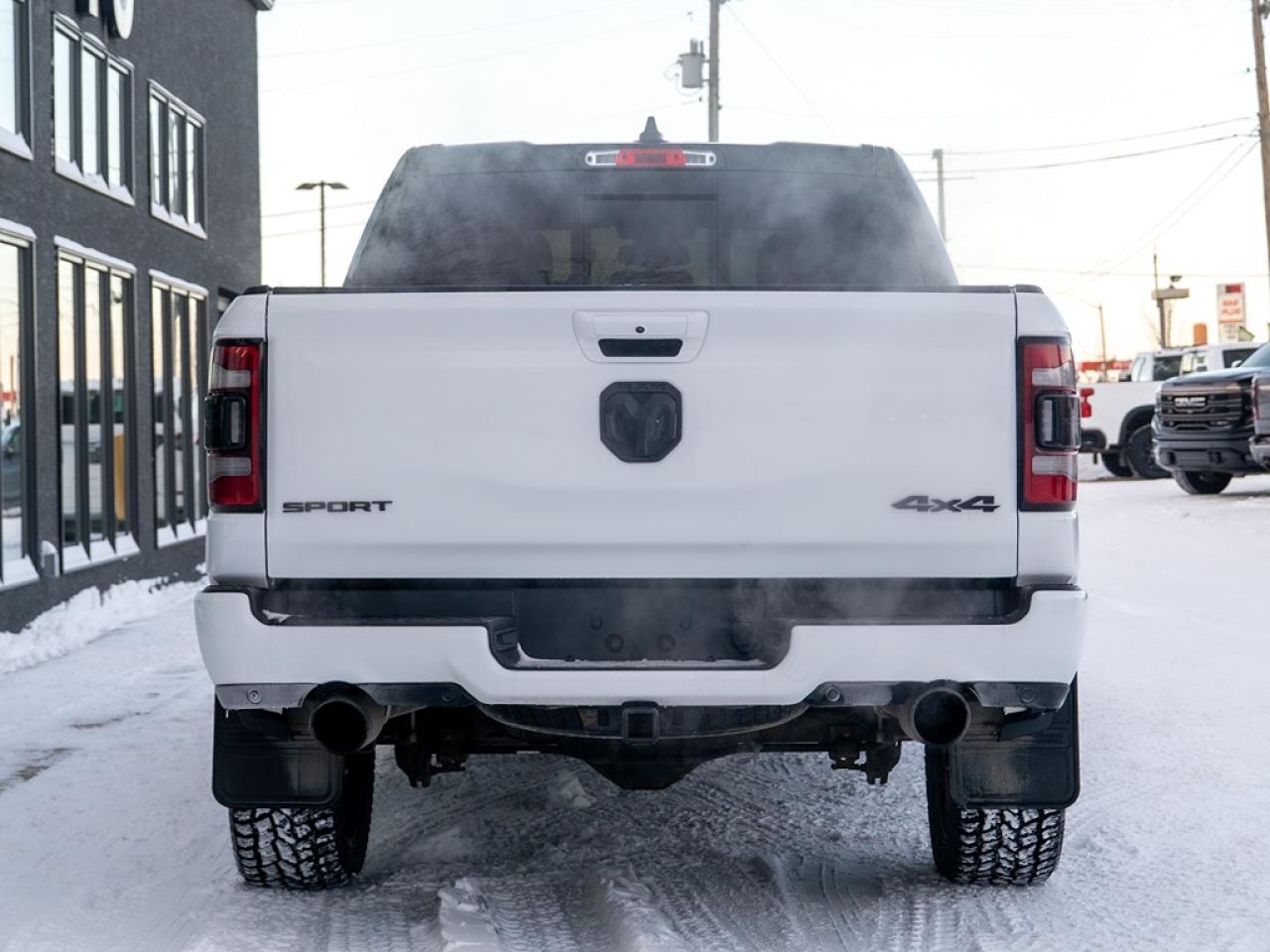 2020 RAM 1500 SPORT Photo6