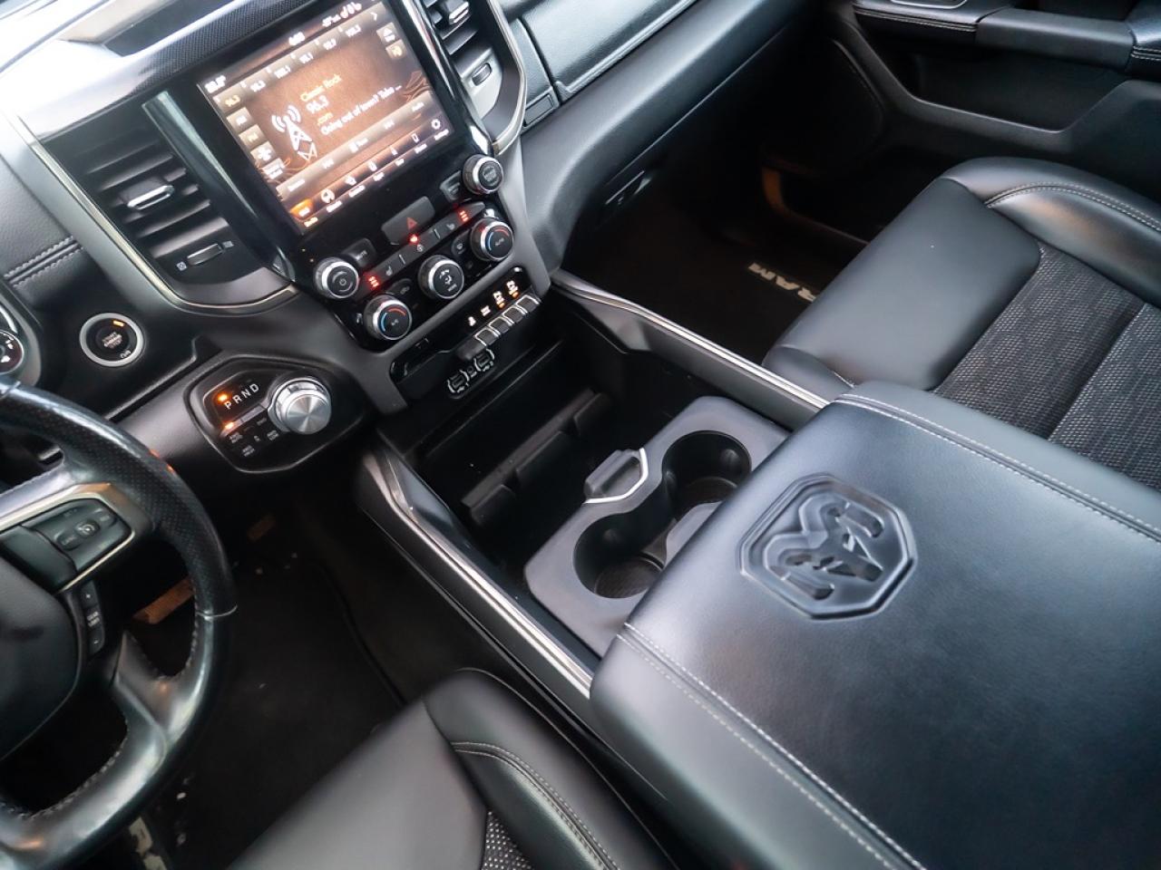 2020 RAM 1500 SPORT Photo9