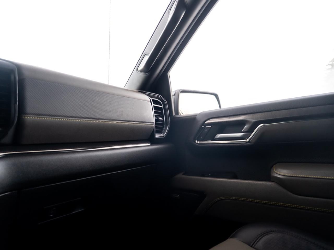 2020 RAM 1500 SPORT Photo32