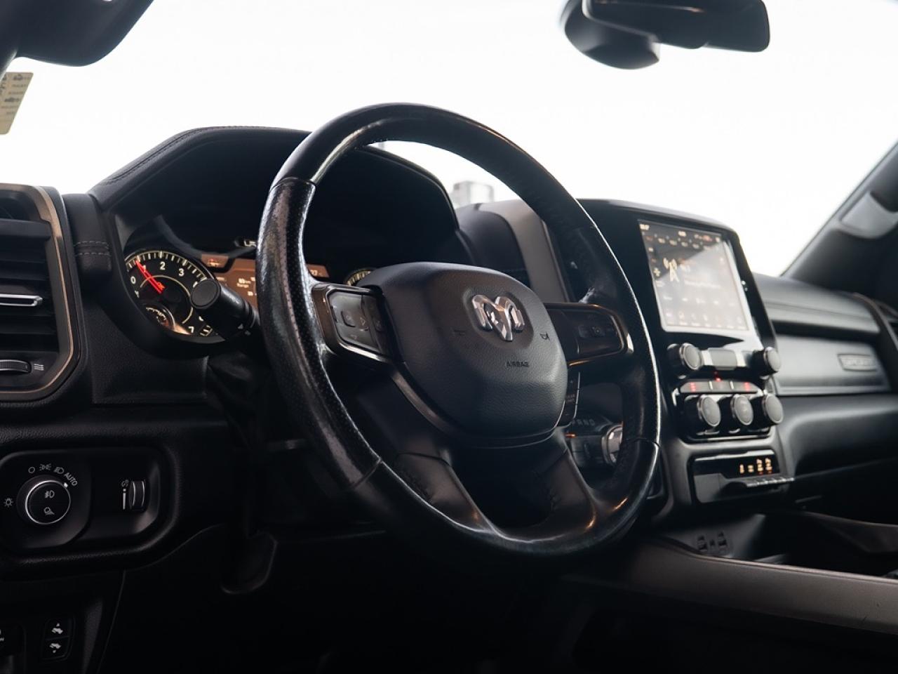 2020 RAM 1500 SPORT Photo13