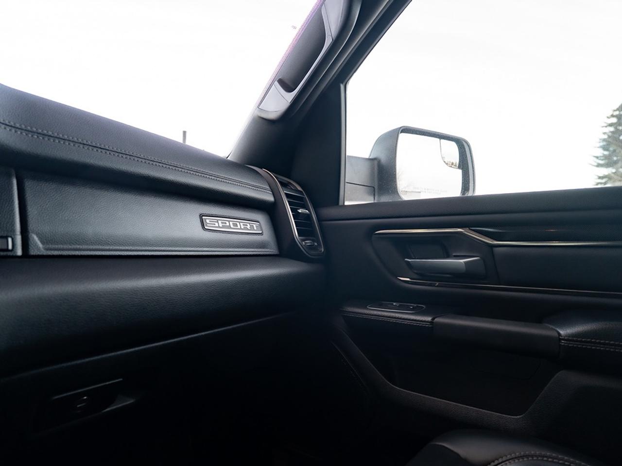 2020 RAM 1500 SPORT Photo14